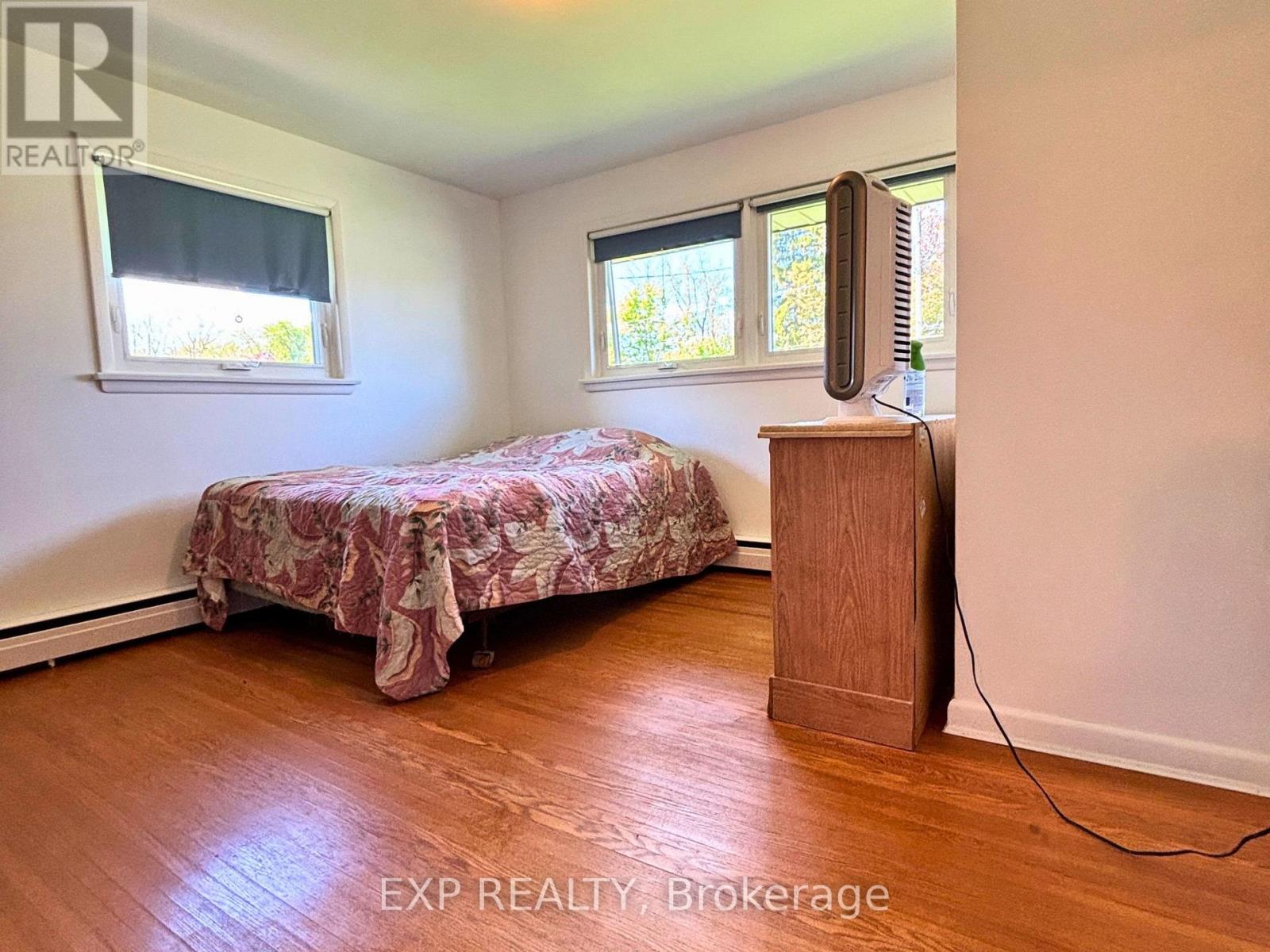 517 NORFOLK STREET S - 16