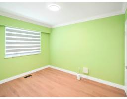 14935 Kew Drive, Surrey, BC V3R4Y1 Photo 14