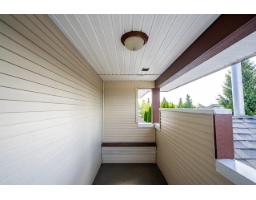 15746 84 Avenue, Surrey, BC V4N0W3 Photo 23