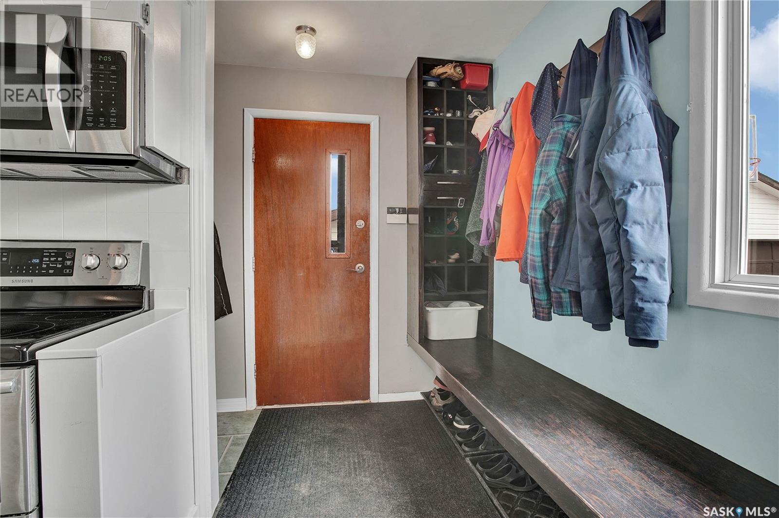 1104 McMillan AVENUE - 16