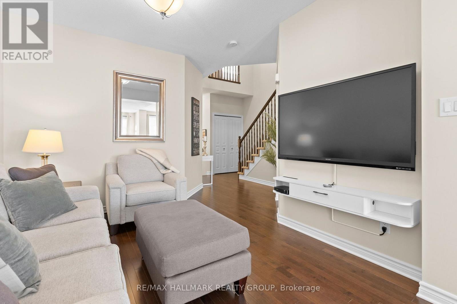 415 SULTAN STREET - 8