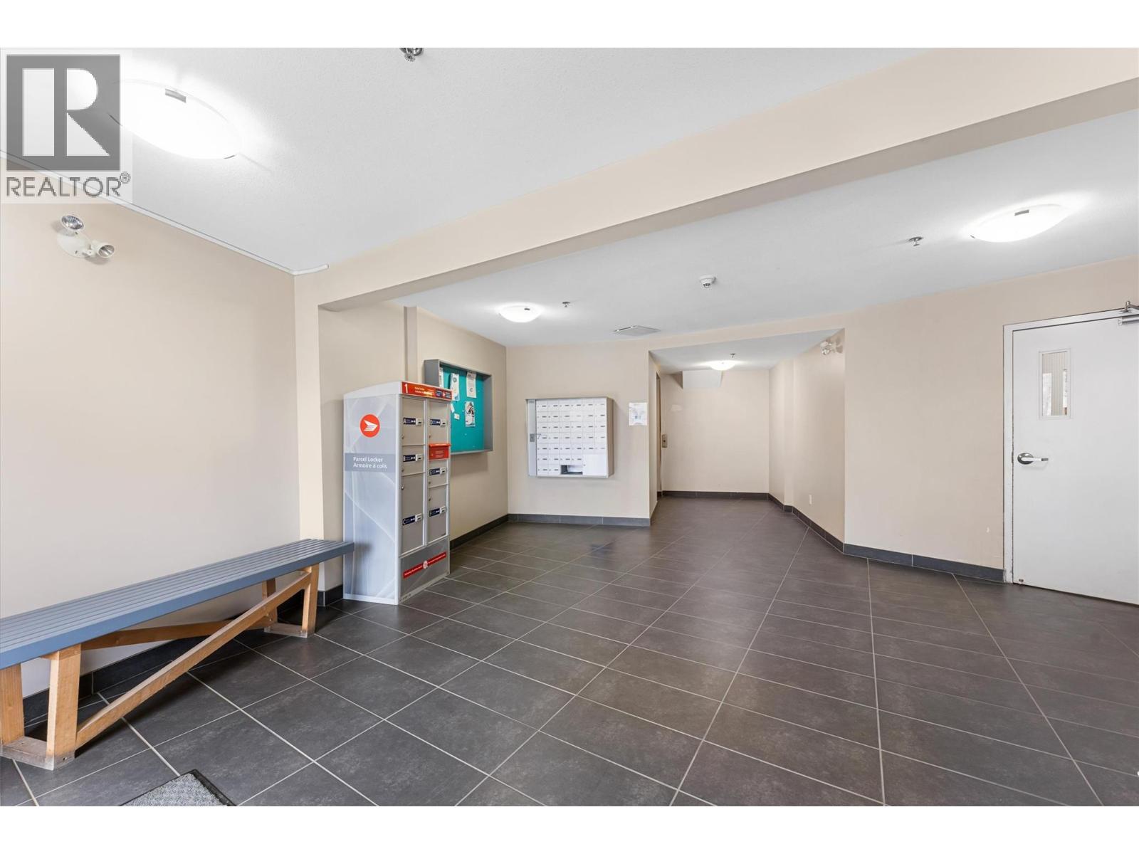 206 1479 Glenmore Road North, Kelowna