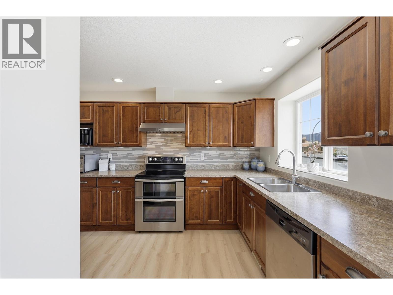 1870 NORVIEW Place - 3