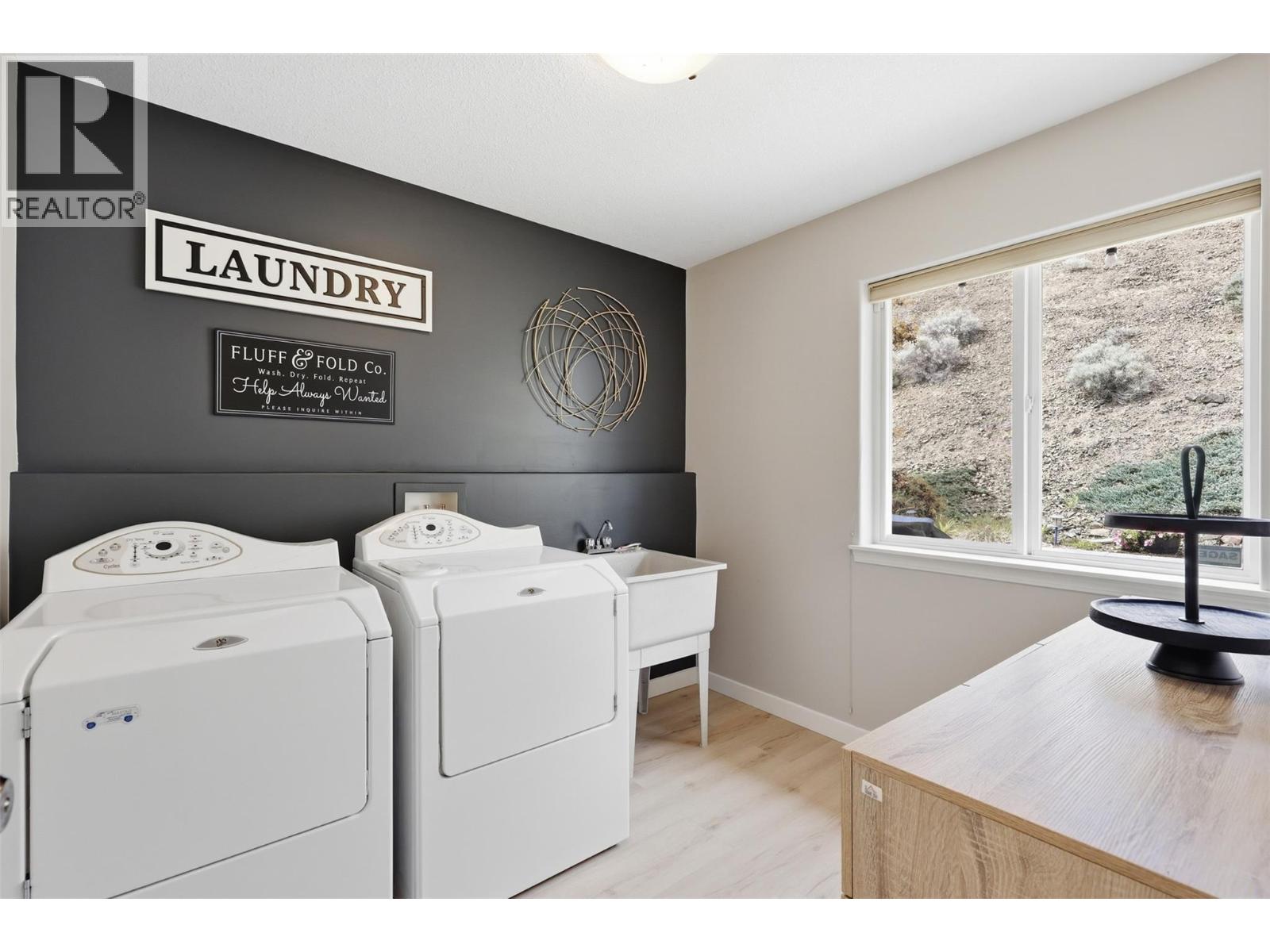 1870 NORVIEW Place - 41