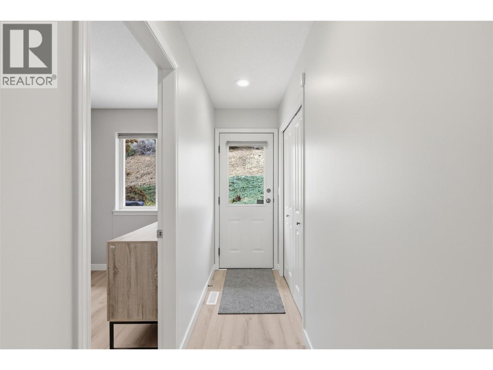 1870 NORVIEW Place - 42