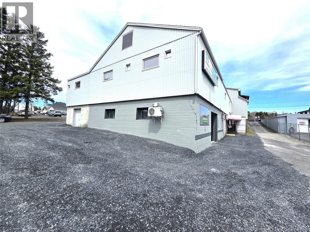 296 Victoria Street - 40
