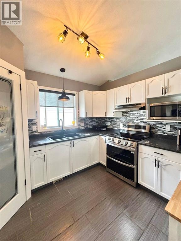 8128 95 Street — photo 11