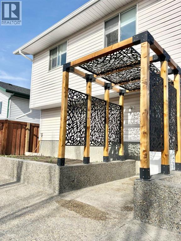 8128 95 Street — photo 32