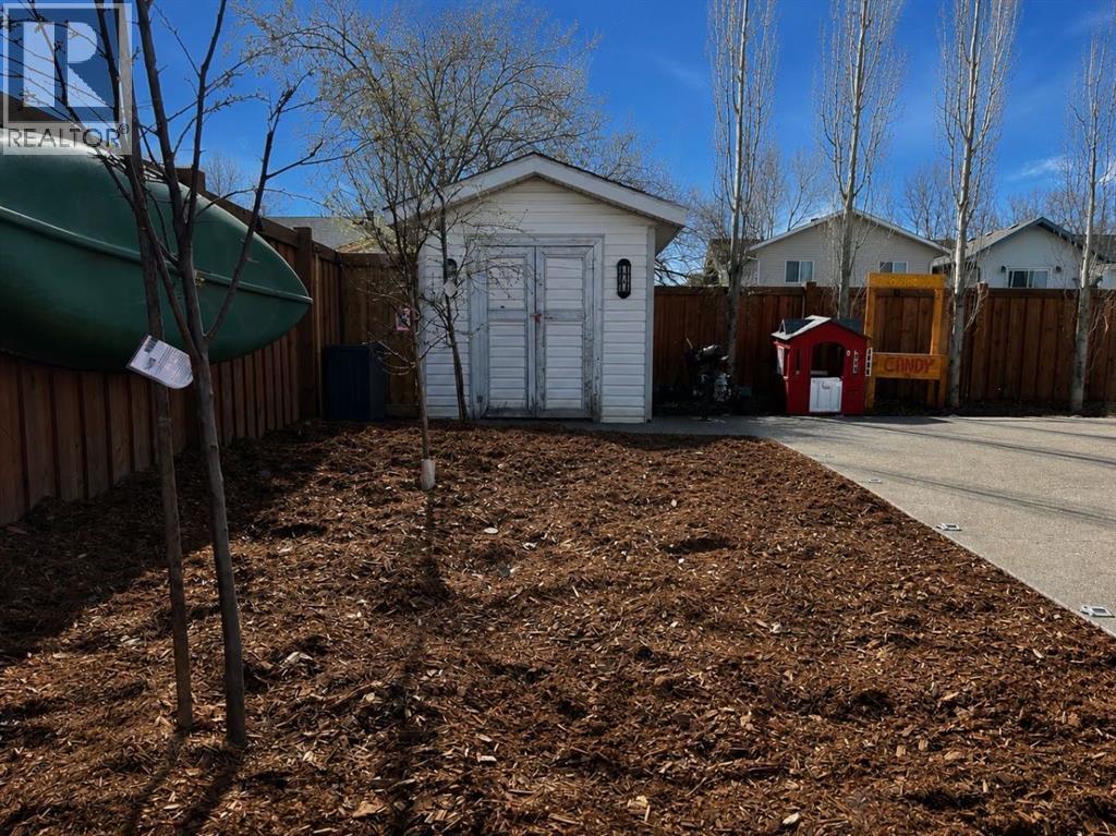8128 95 Street — photo 39
