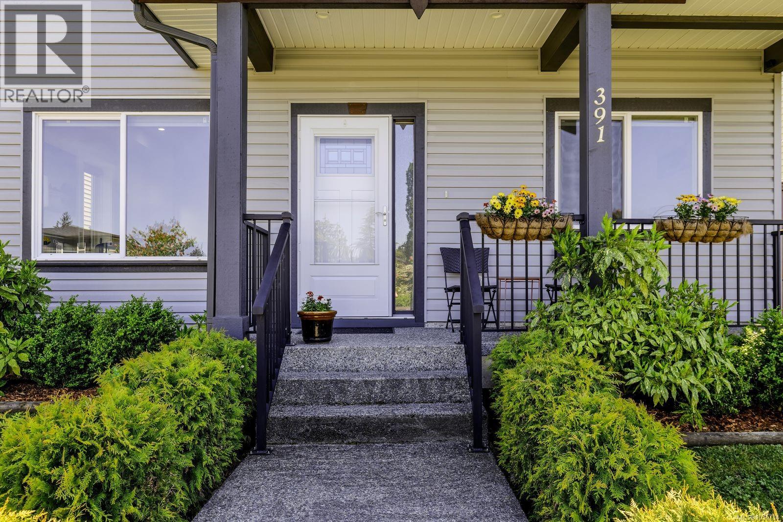 391 Cambie Rd - Image 2