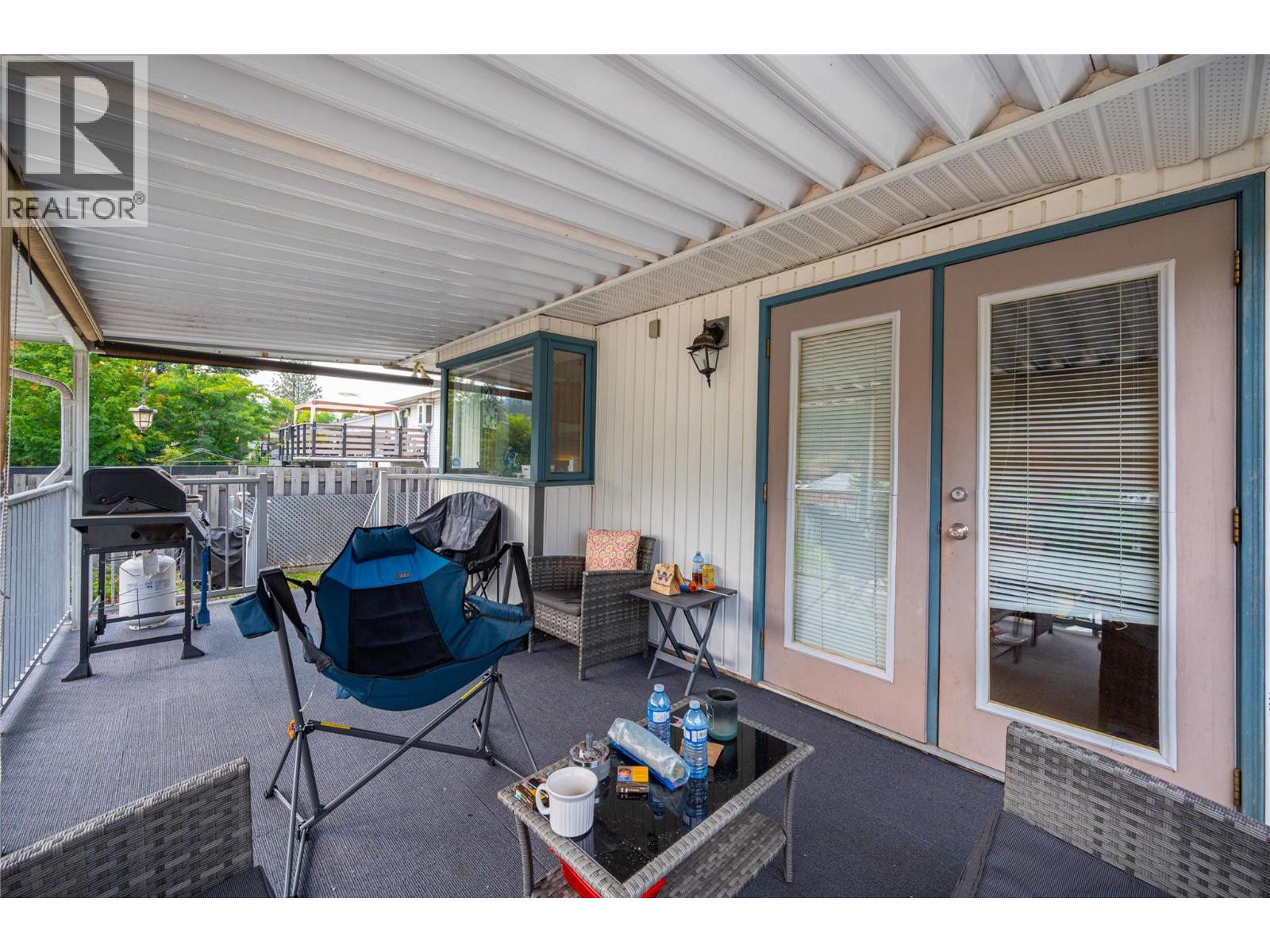 4728 SPRUCE Crescent, Barriere