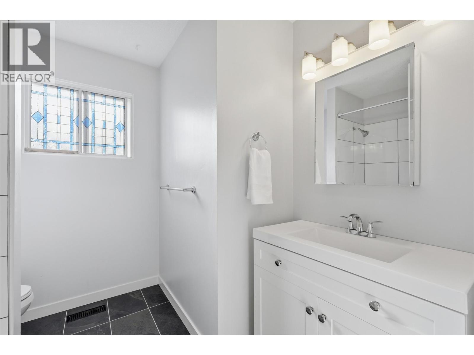 2444 NECHAKO Drive - 25