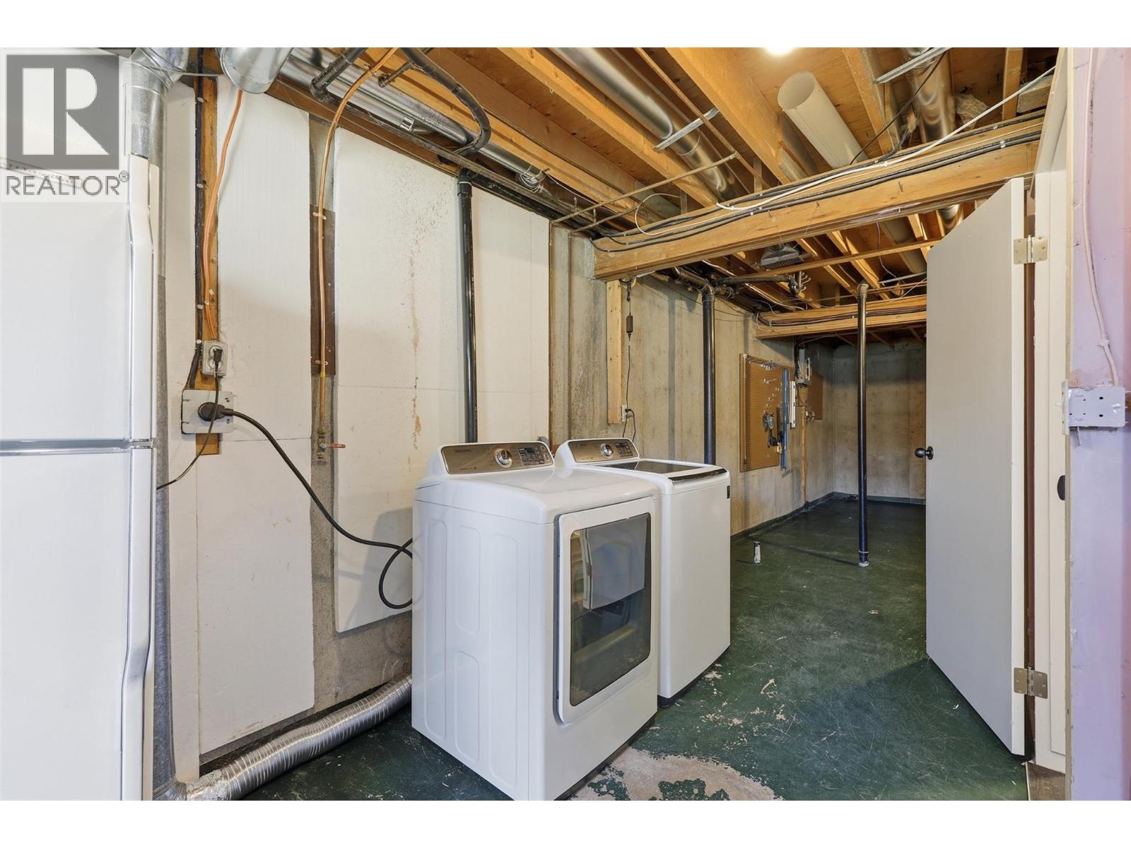 2444 NECHAKO Drive - 39