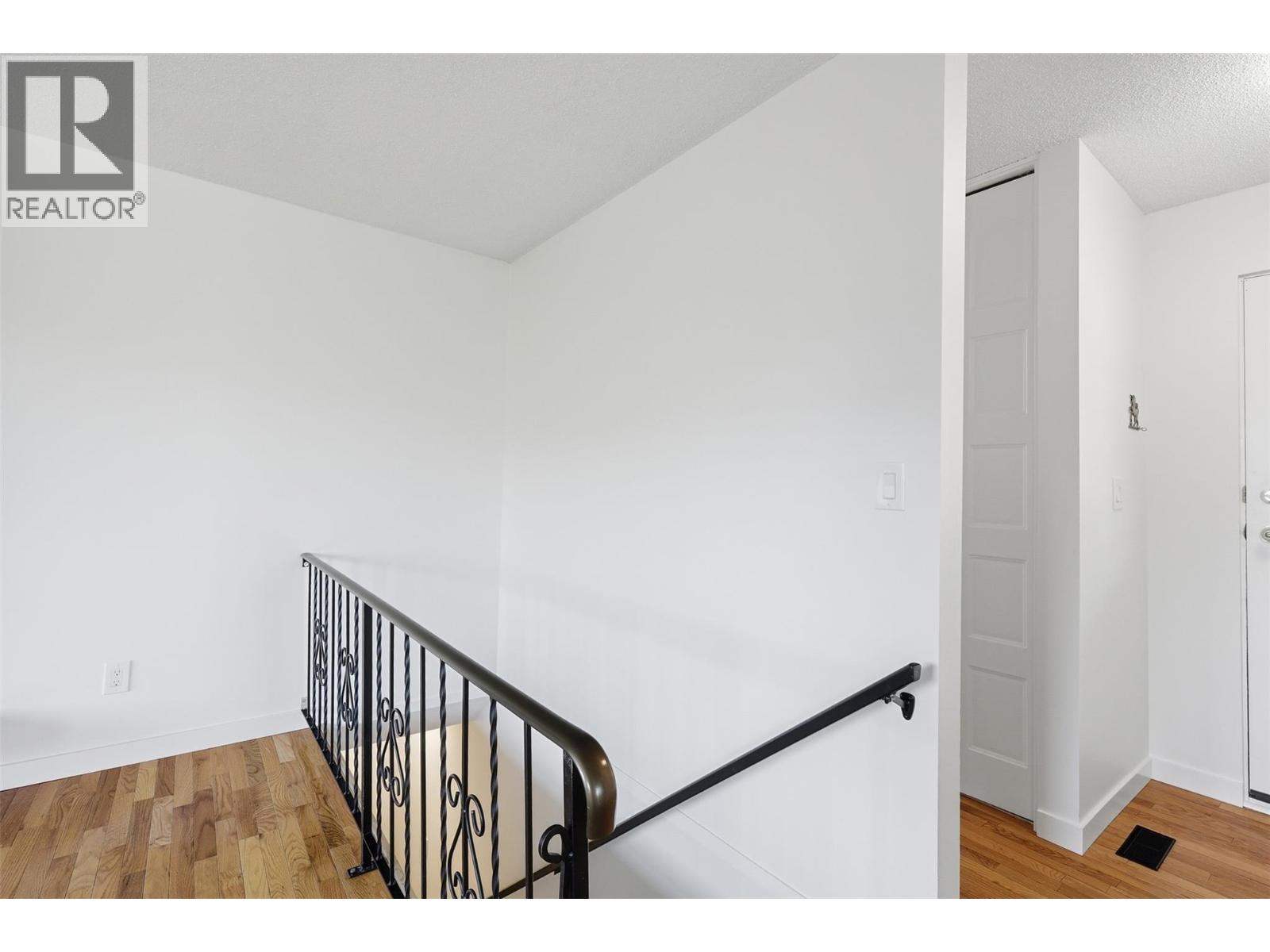 2444 NECHAKO Drive - 31