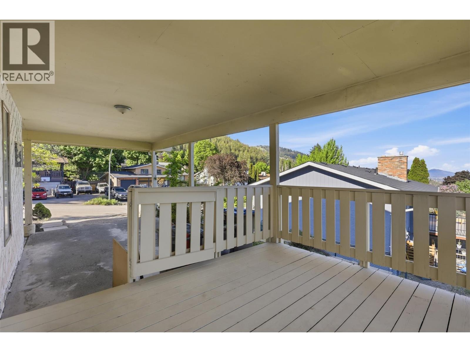 2444 NECHAKO Drive - 15
