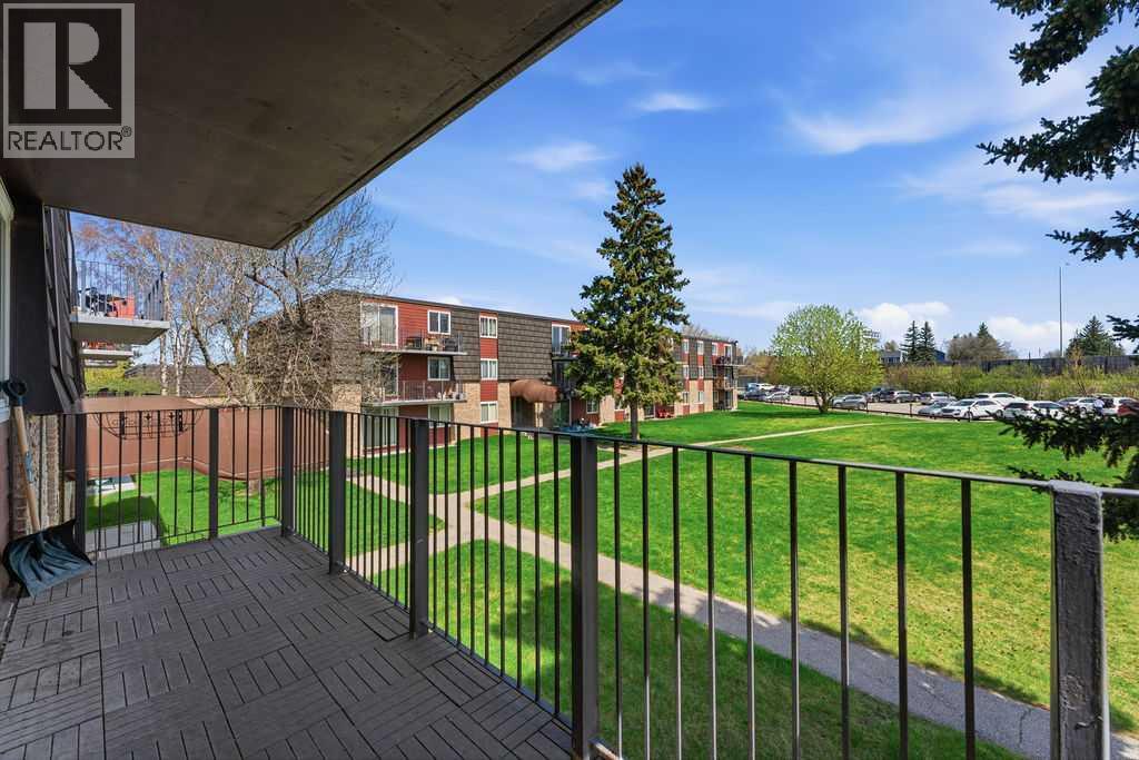 #8C 80 Galbraith Drive SW - 15