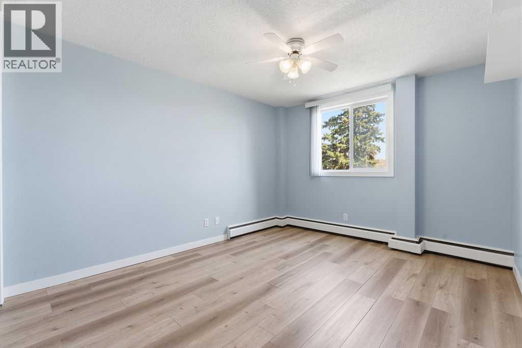 #8C 80 Galbraith Drive SW - 17