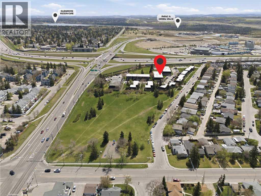 #8C 80 Galbraith Drive SW - 26