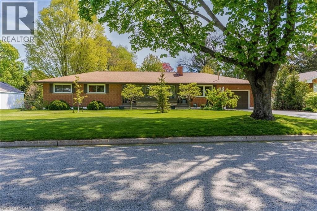 13 PAYNE Avenue, Simcoe, Ontario, N3Y4C2 — Photo 2