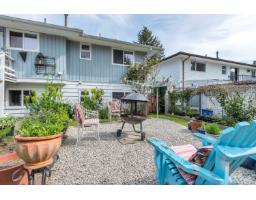 13890 Blackburn Avenue, White Rock, BC V4B2Z2 Photo 29