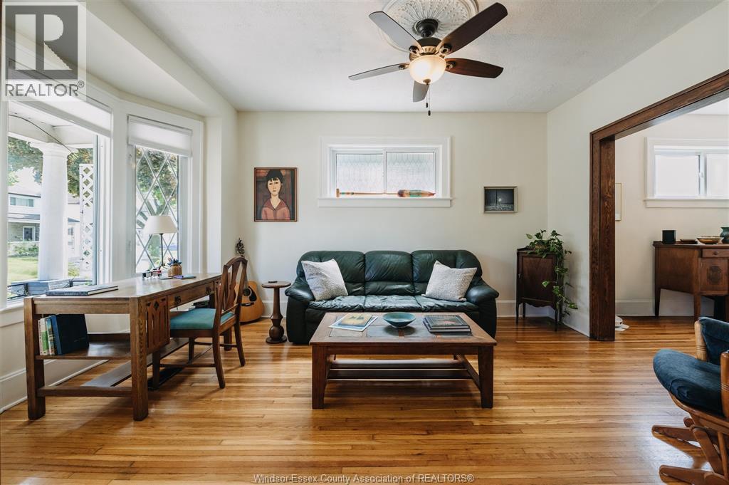 235 Oak AVENUE, Windsor, Ontario, N9A5E5 — Photo 5