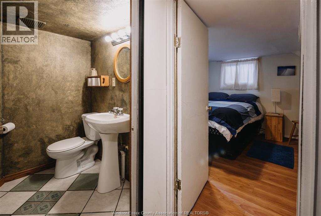 235 Oak AVENUE, Windsor, Ontario, N9A5E5 — Photo 26