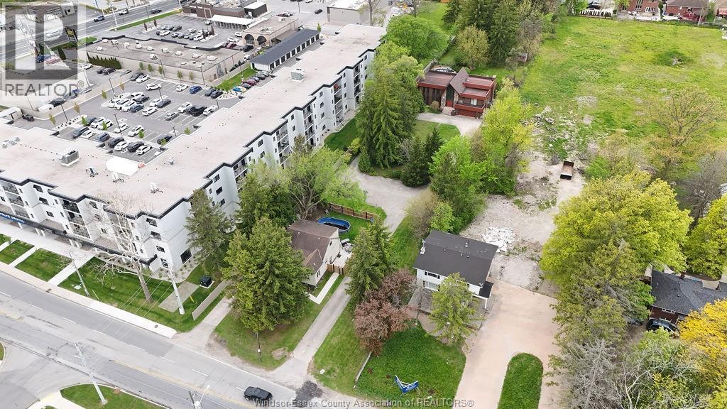 3803 HOWARD AVENUE - 4