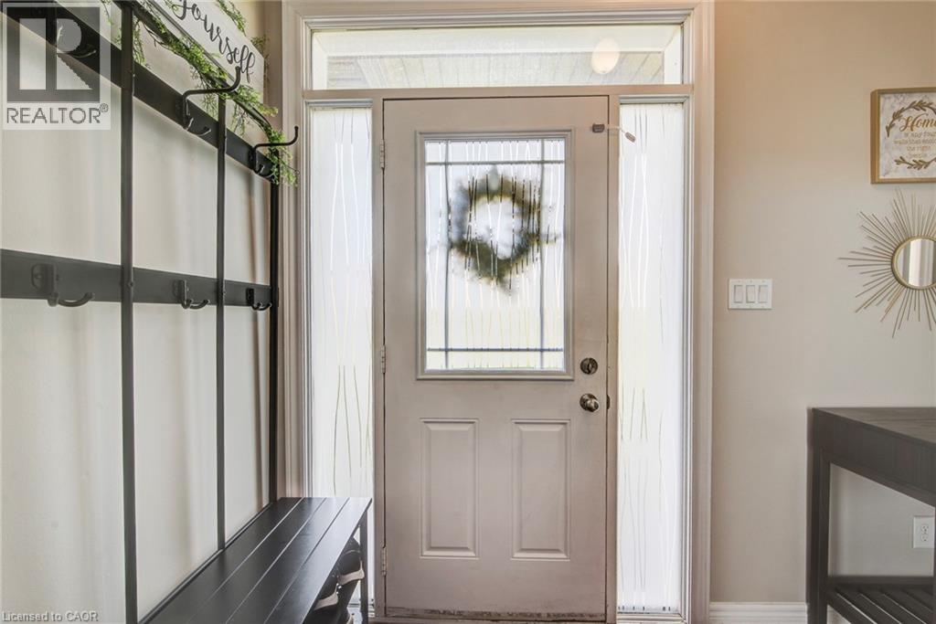518 KROTZ Street W, Listowel, Ontario, N4W0J4 — Photo 5