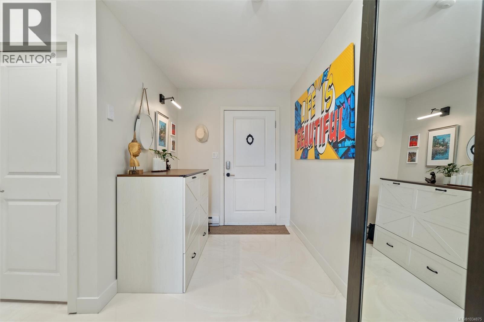 #305 648 Herald St - 5