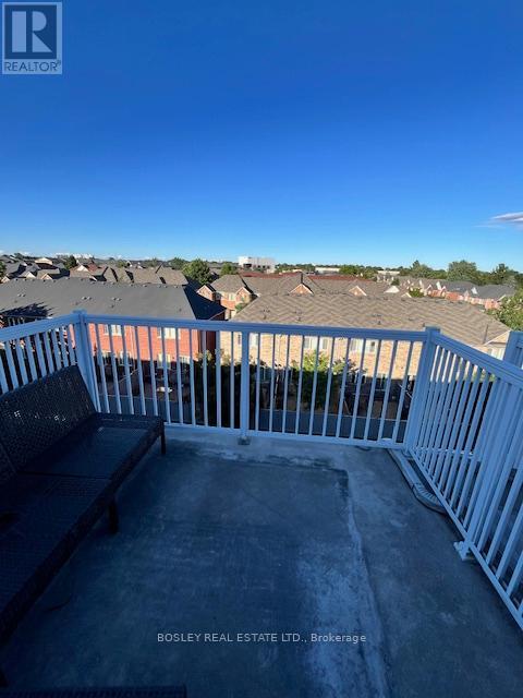 #11 647 C WARDEN AVENUE - 21
