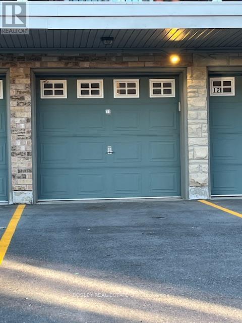 #11 647 C WARDEN AVENUE - 23