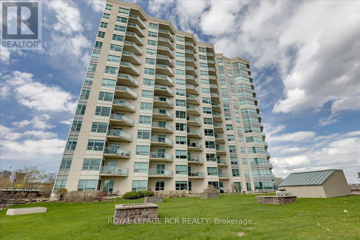 #306 6 TORONTO STREET - 2