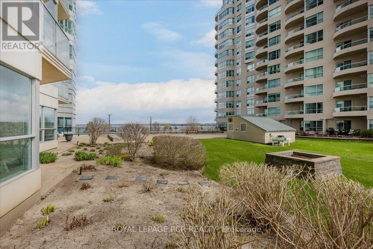 #306 6 TORONTO STREET - 23
