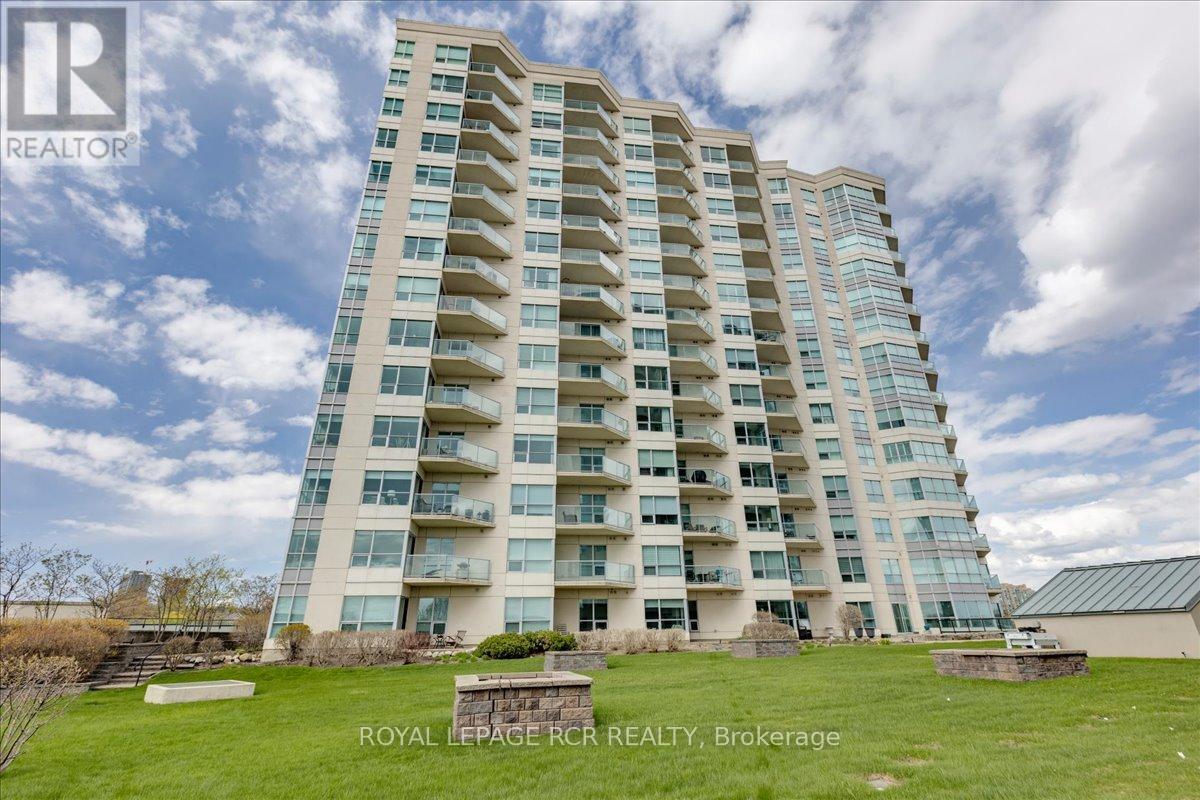 #306 6 TORONTO STREET - 3