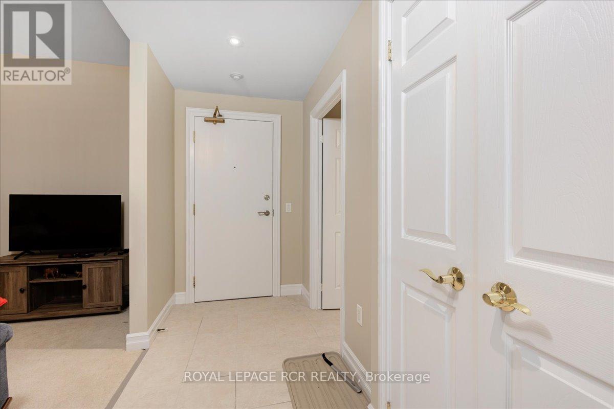#306 6 TORONTO STREET - 8