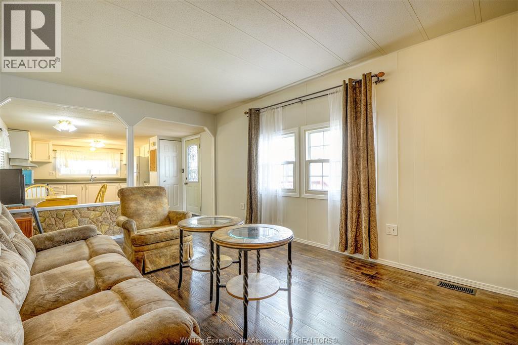 8 ASH COURT - 13