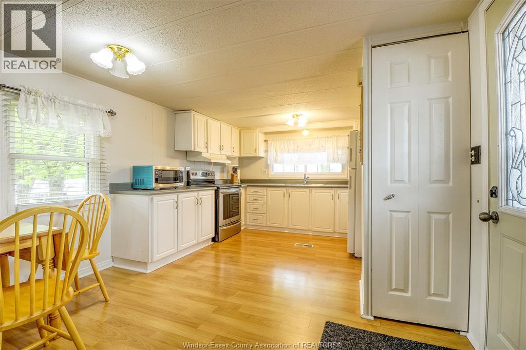 8 ASH COURT - 8