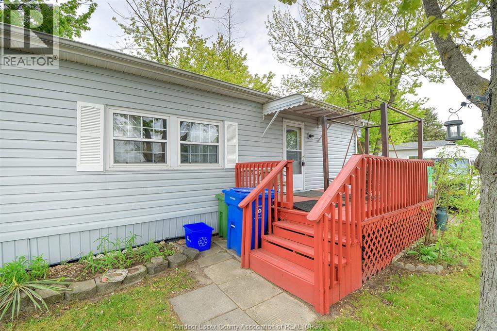 8 ASH COURT - 5