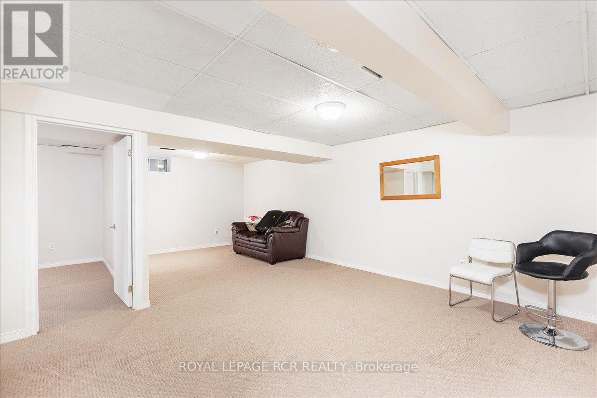 229 ELMWOOD CRESCENT - 20