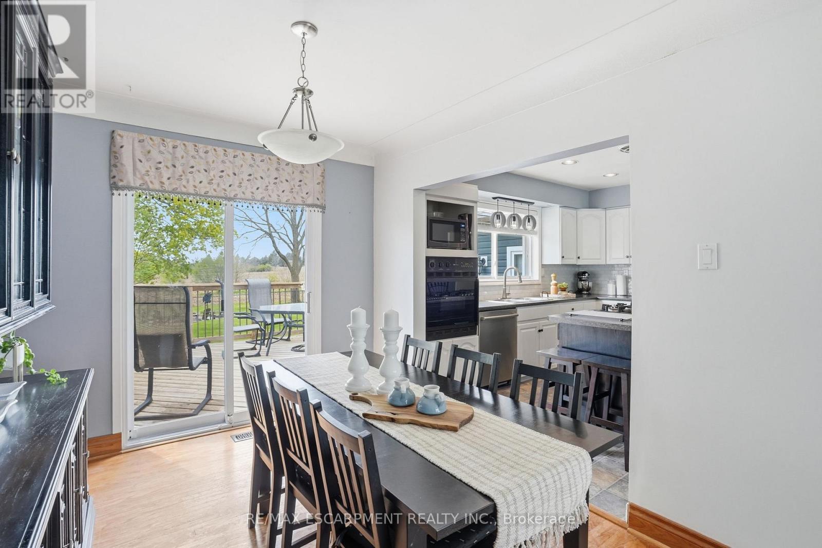 31 ALGONQUIN AVENUE - 10