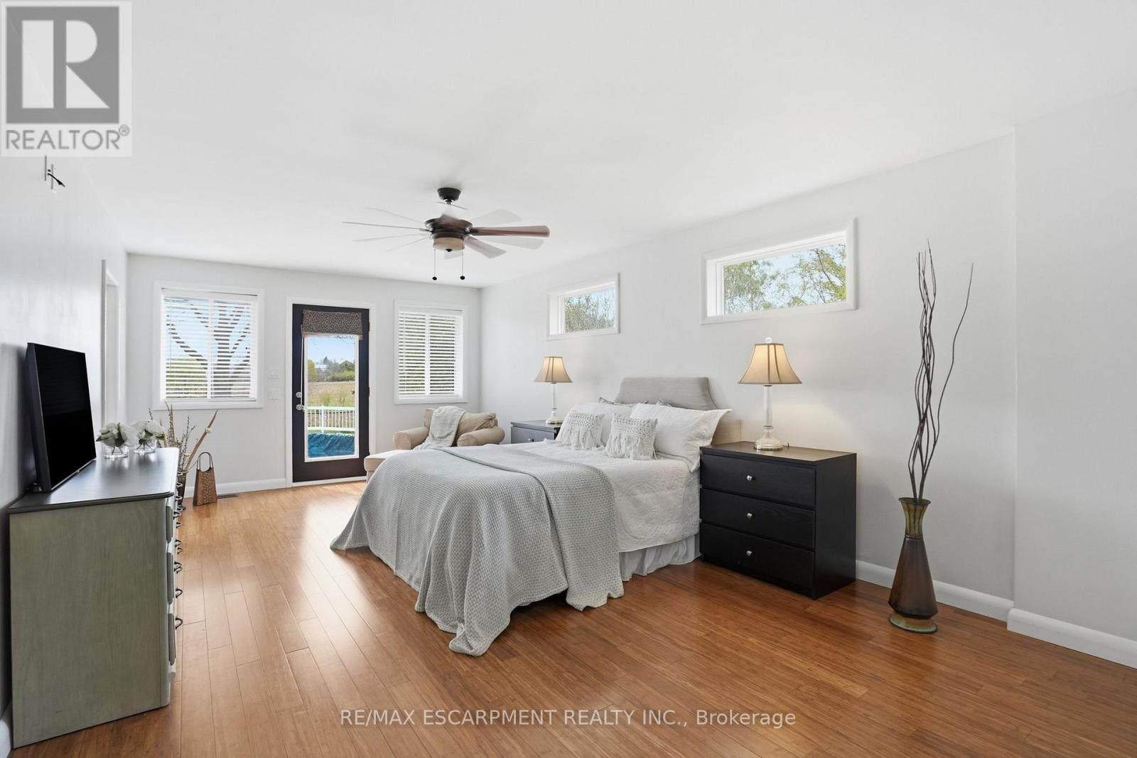 31 ALGONQUIN AVENUE - 16