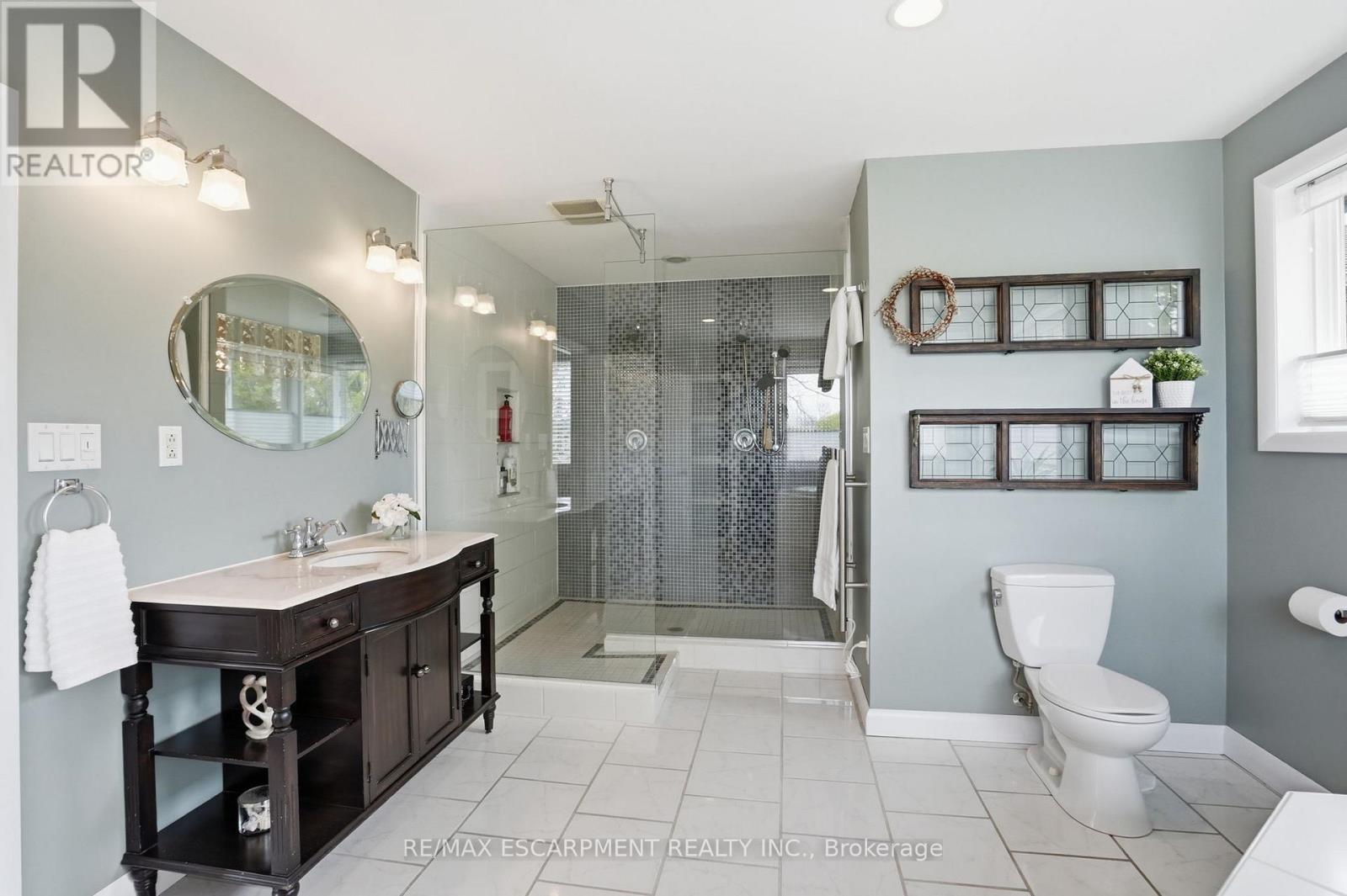 31 ALGONQUIN AVENUE - 19