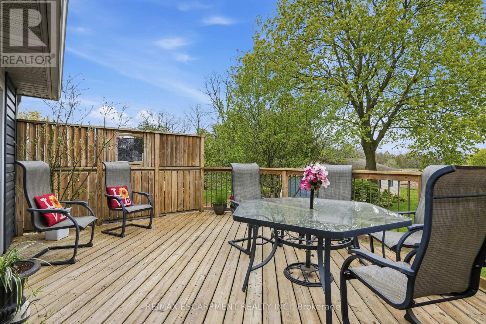31 ALGONQUIN AVENUE - 35