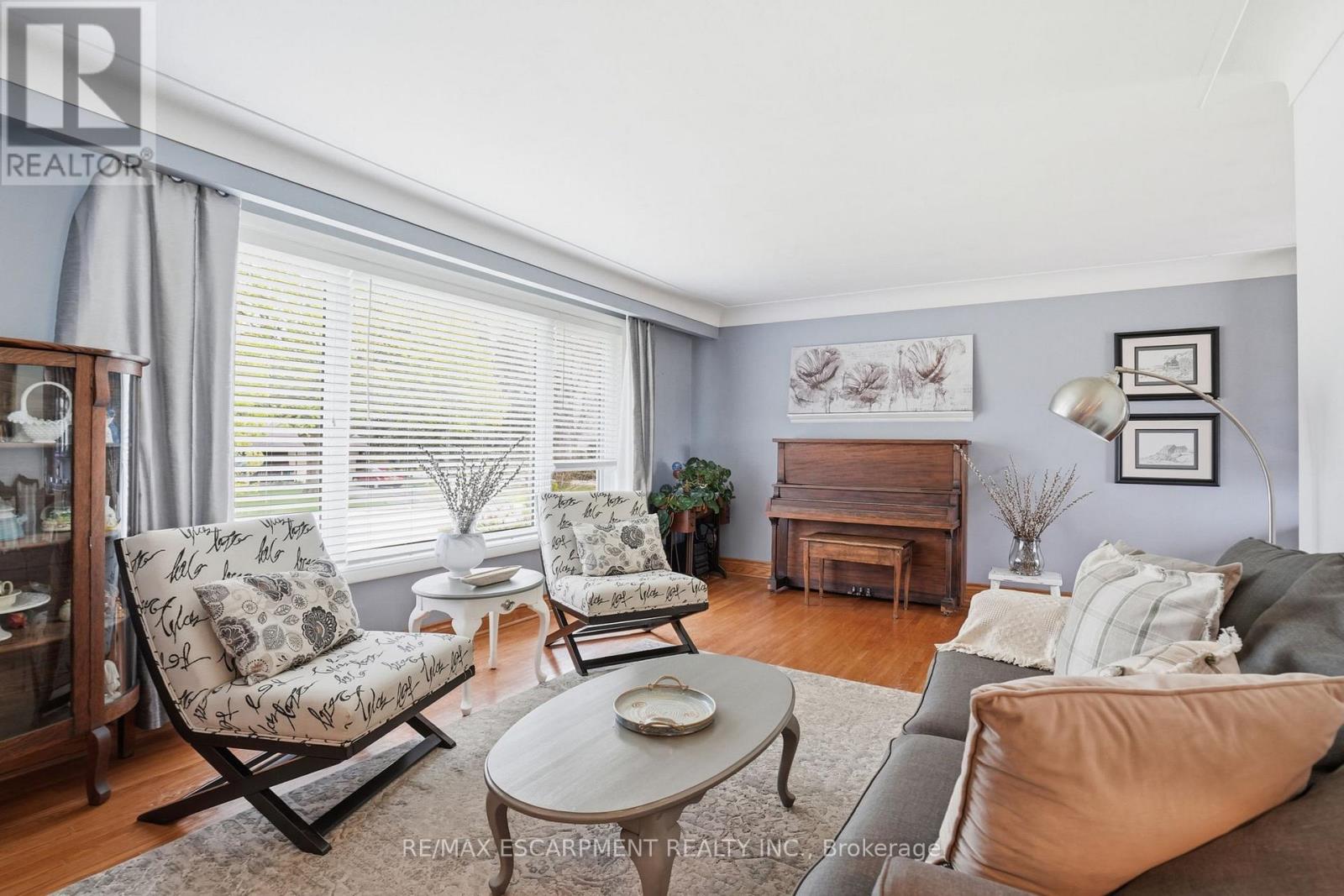 31 ALGONQUIN AVENUE - 8