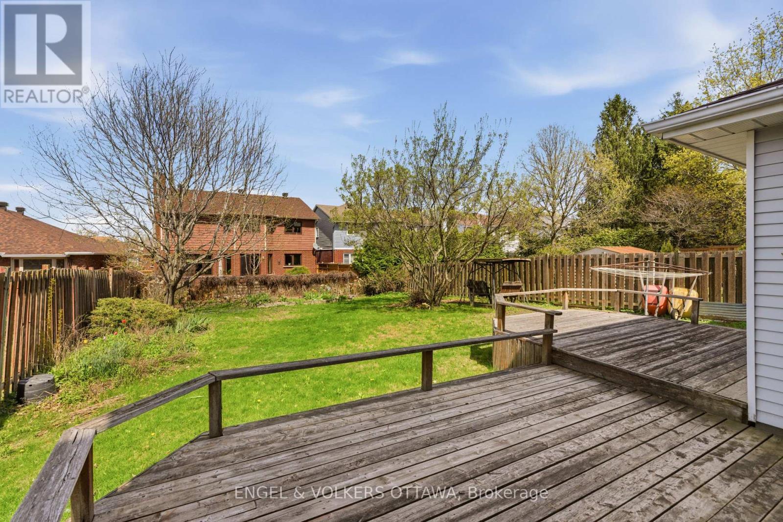 90 TOPLEY CRESCENT - 43
