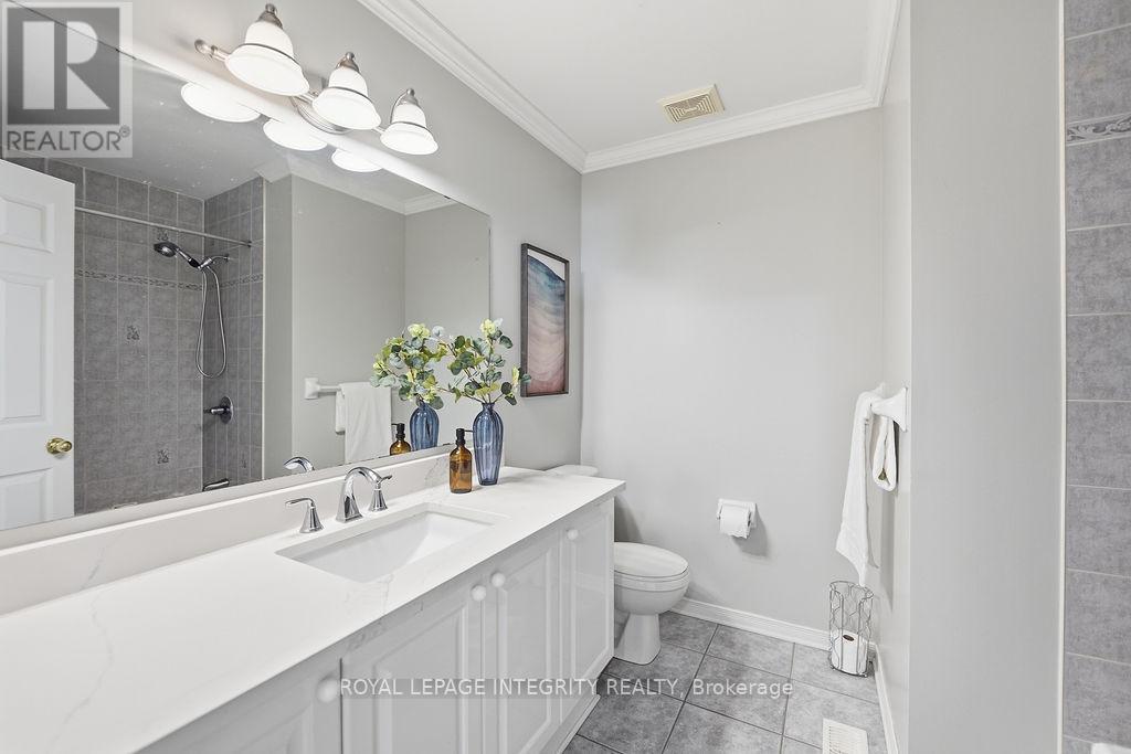 185 INSMILL CRESCENT - 42