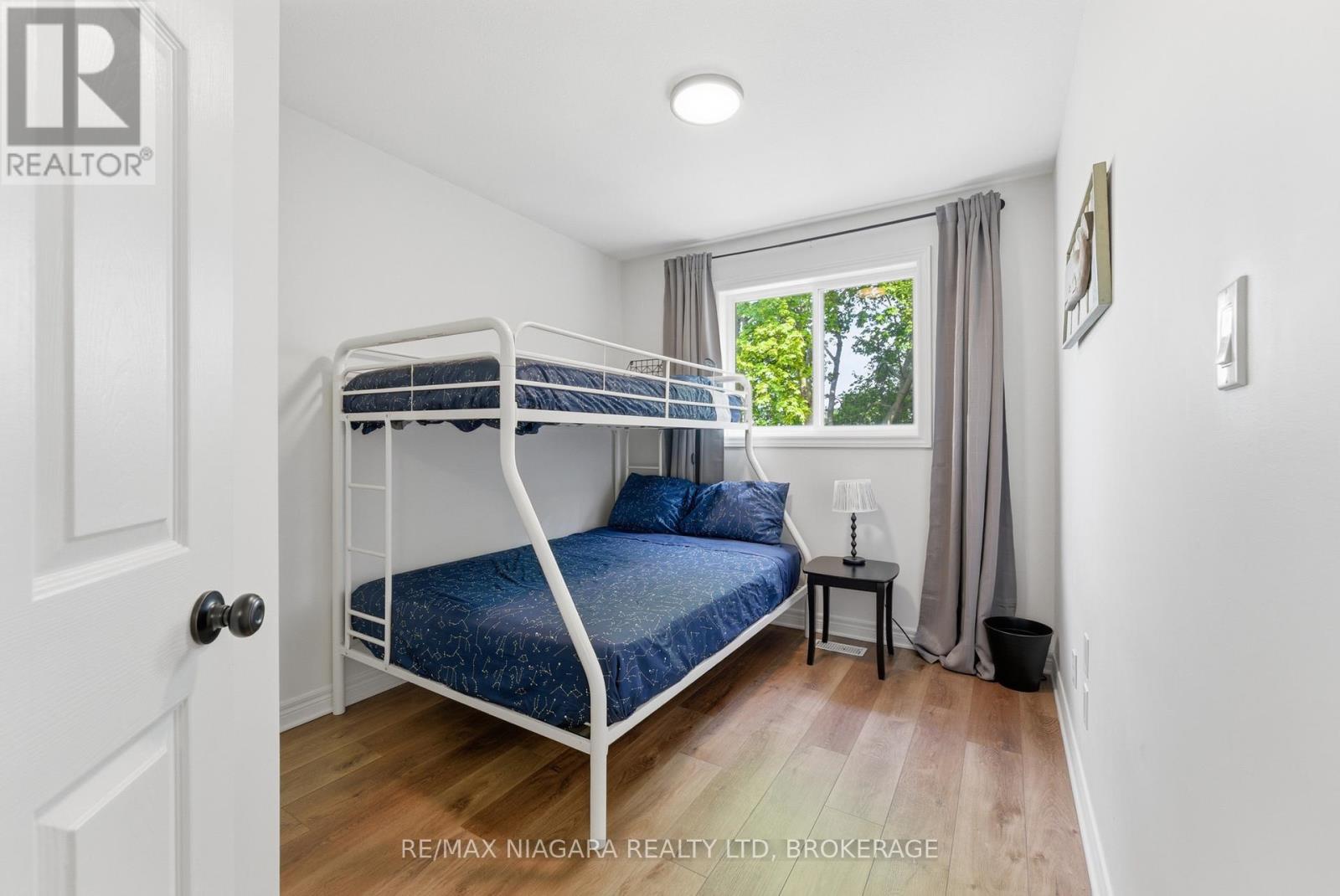 25 BEVERLY STREET - 16