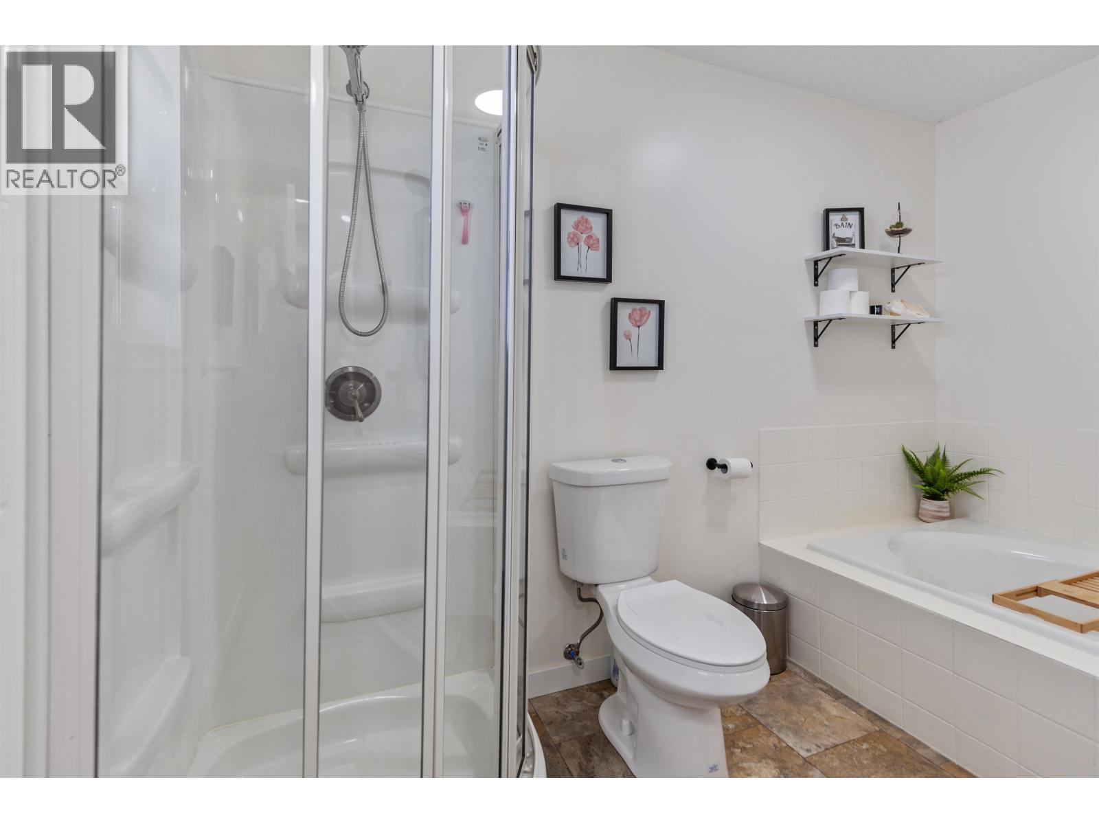 3243 ST FRANCES CRESCENT - 25