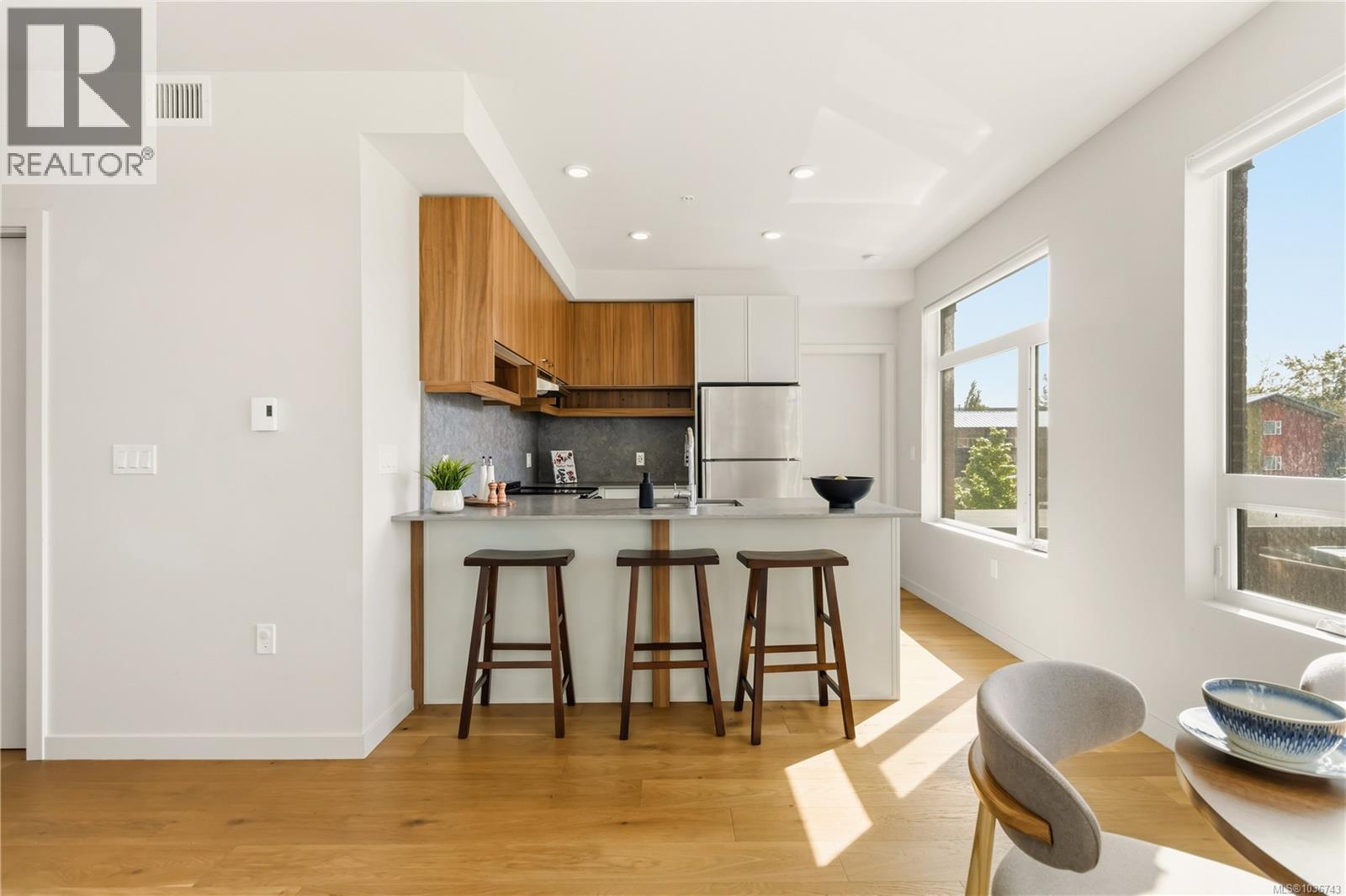 212 629 Speed Avenue, Victoria