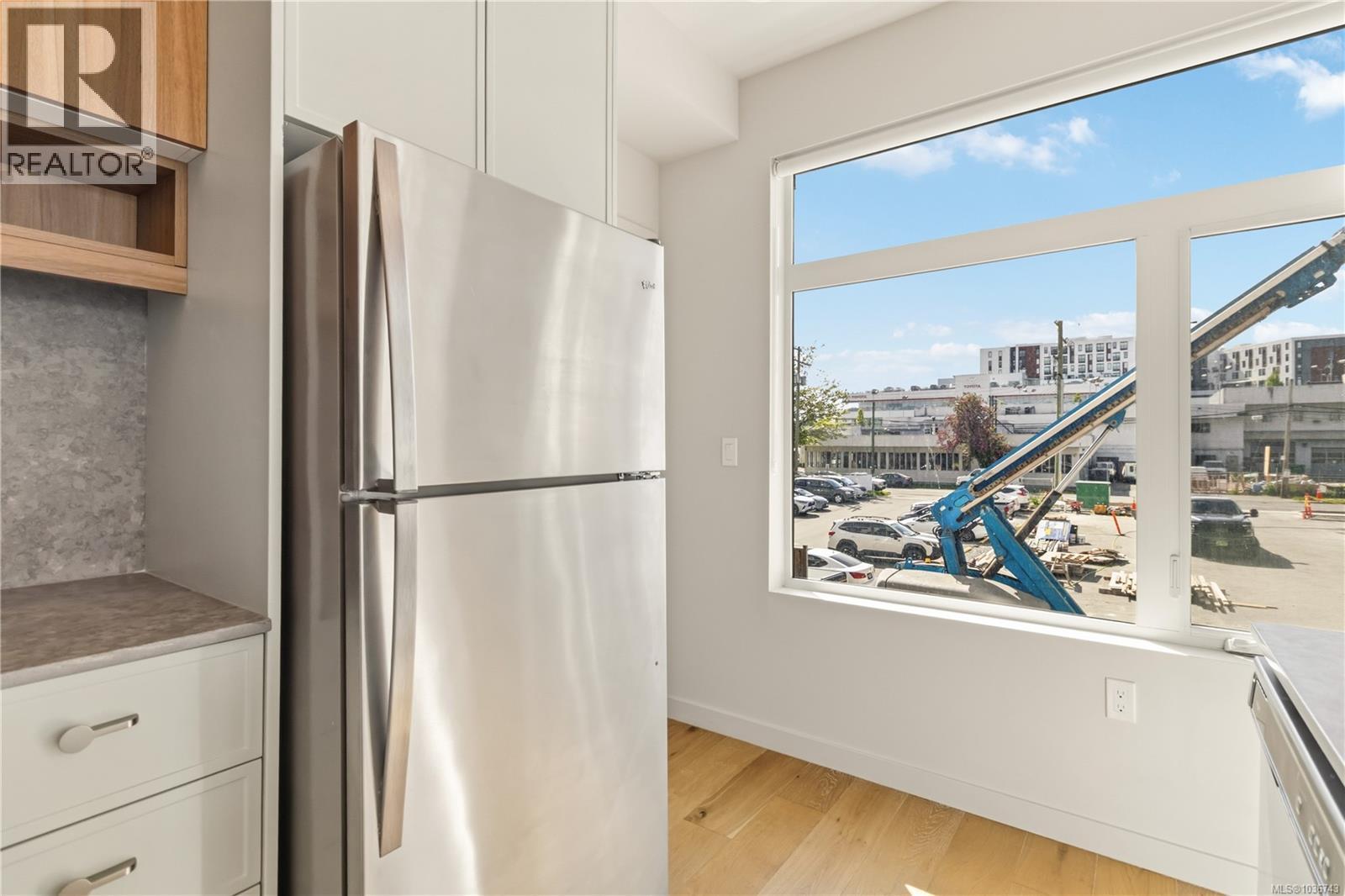 212 629 Speed Avenue, Victoria